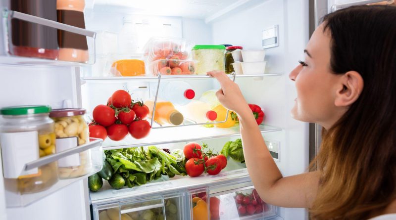 Comment intégrer un frigo américain dans une cuisine ?